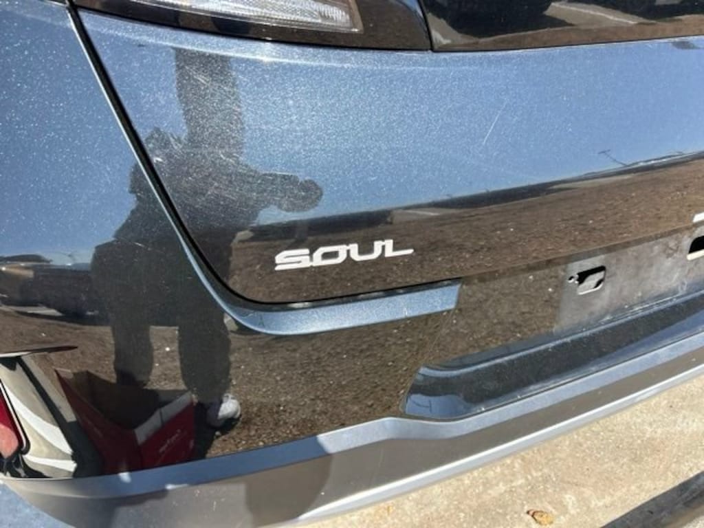 Used 2024 Kia Soul LX Hatchback