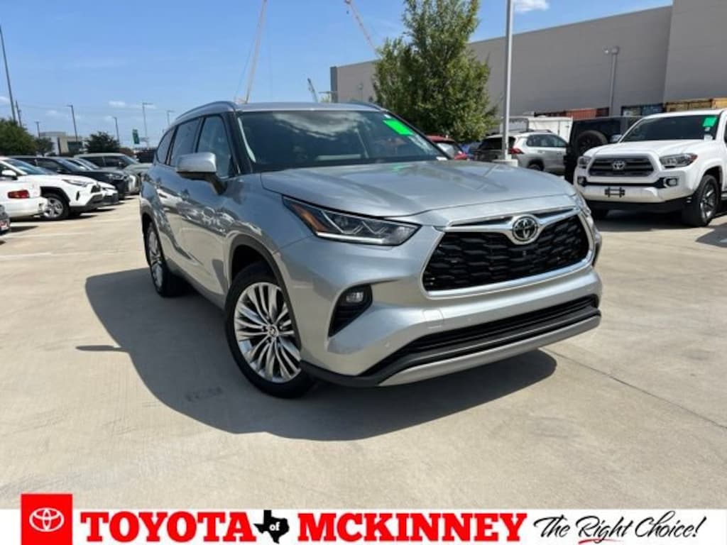 Used 2025 Toyota Highlander Platinum SUV