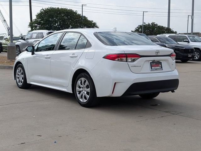 2024 Toyota Corolla LE - Photo 8