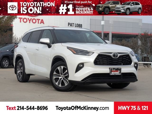 2023 Toyota Highlander XLE's photo