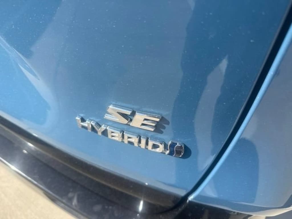 Used 2023 Toyota RAV4 Hybrid SE SUV