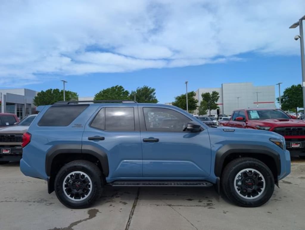 New 2026 Toyota 4Runner i-FORCE MAX TRD Off-Road Premium SUV