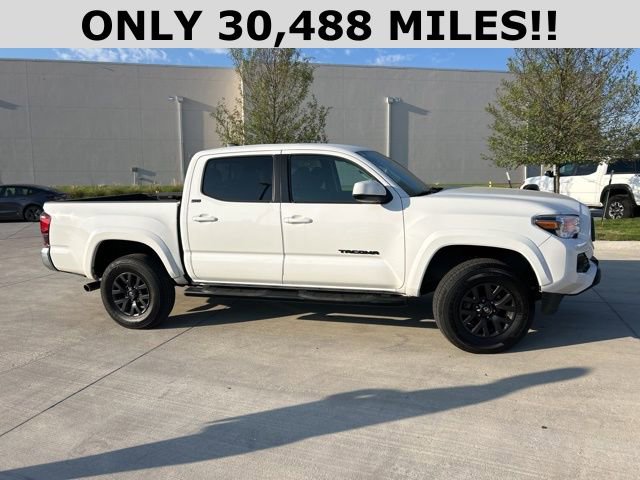 2023 Toyota Tacoma SR5 photo 2