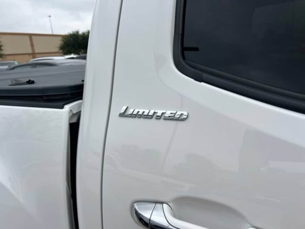 Used 2017 Toyota Tacoma Limited Truck Double Cab