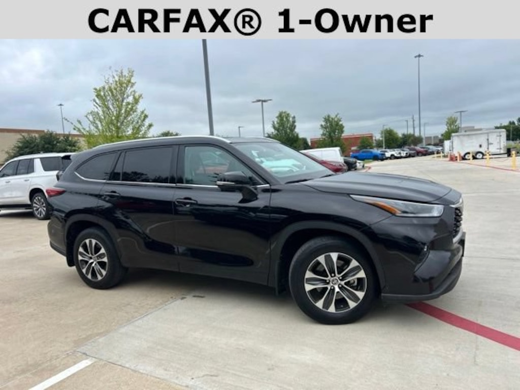 Used 2021 Toyota Highlander XLE SUV