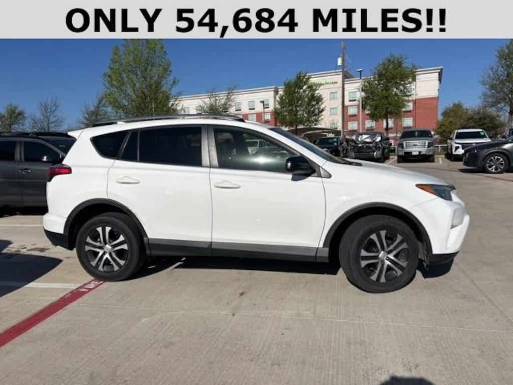 Used 2017 Toyota RAV4 LE SUV