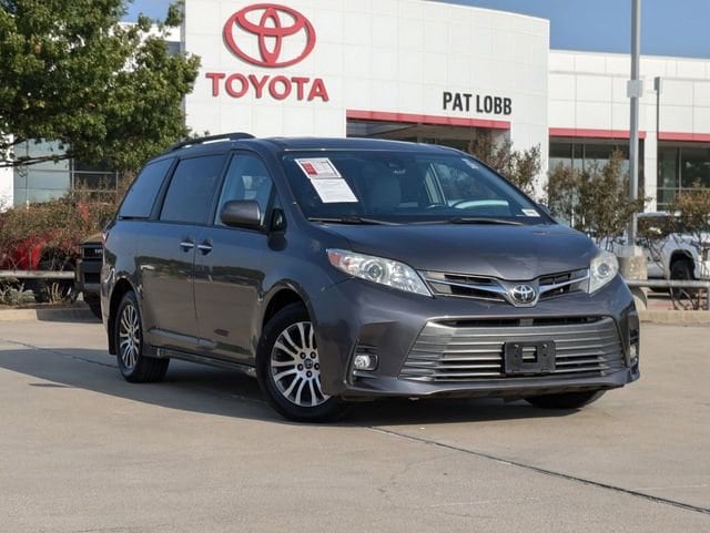 Used 2019 Toyota Sienna XLE with VIN 5TDYZ3DC1KS979980 for sale in Mckinney, TX