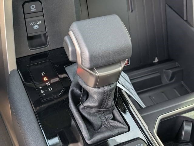 2026 Toyota Tundra Limited - Photo 18
