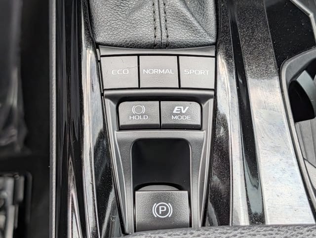 2025 Toyota Camry XSE - Photo 16