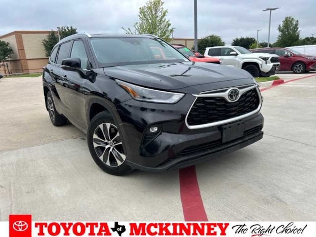 Used 2021 Toyota Highlander XLE SUV