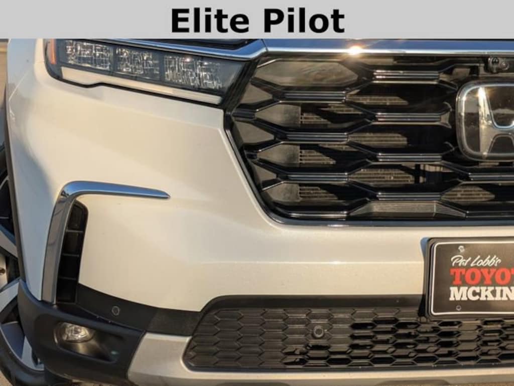 Used 2023 Honda Pilot Elite SUV