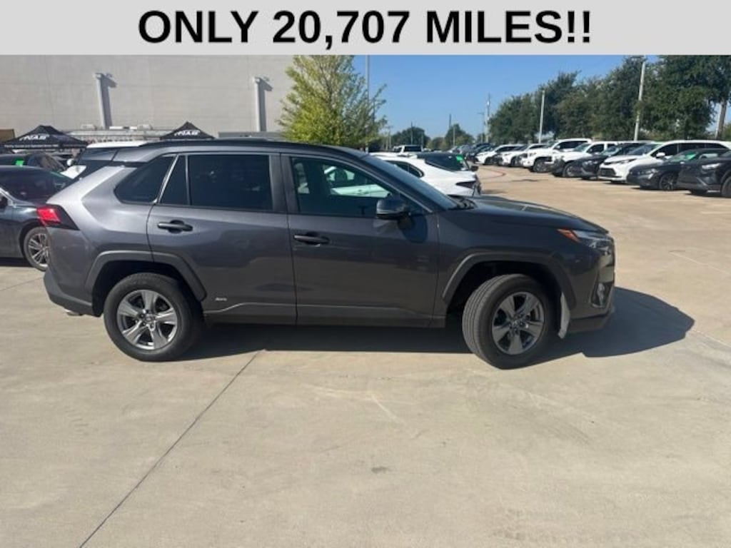 Used 2025 Toyota RAV4 Hybrid XLE SUV