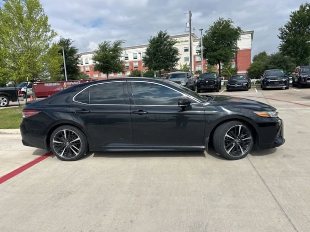 Used 2018 Toyota Camry XSE Sedan