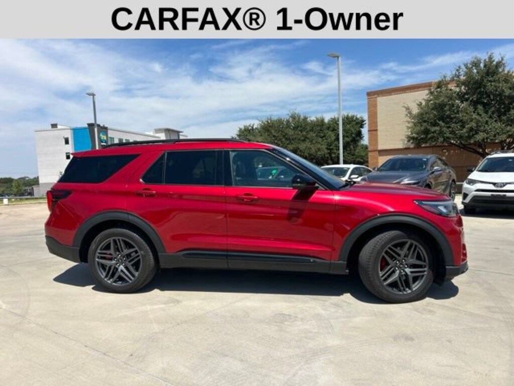 Used 2025 Ford Explorer ST SUV