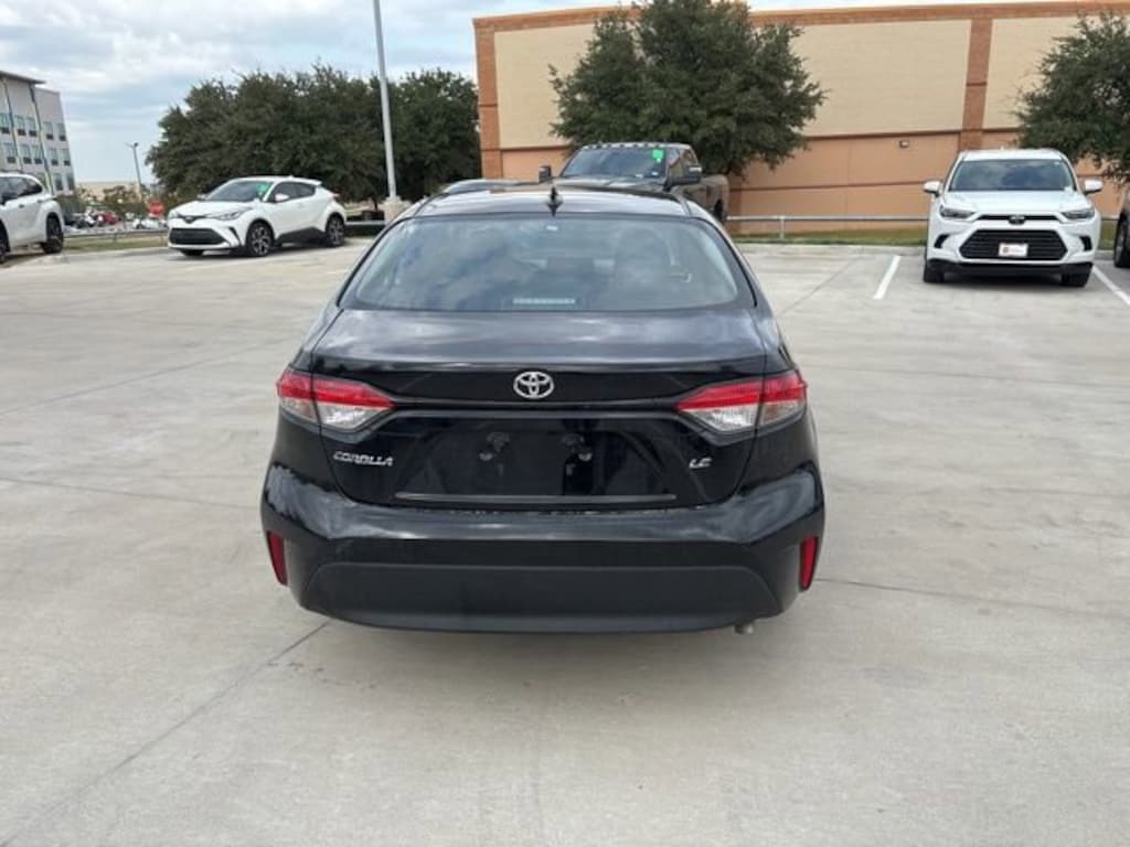Used 2024 Toyota Corolla LE Sedan
