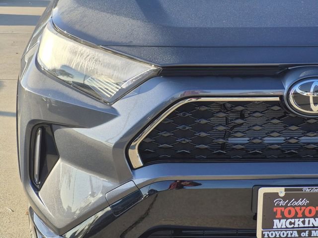 2025 Toyota RAV4 Hybrid XSE photo 2