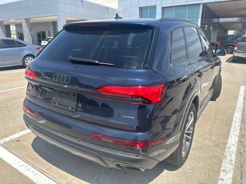 Used 2026 Audi Q7 45 Premium SUV