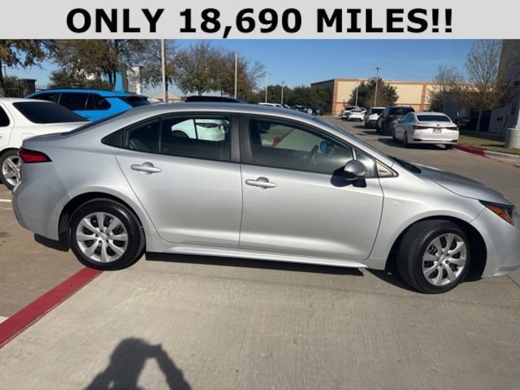 Used 2023 Toyota Corolla LE Sedan