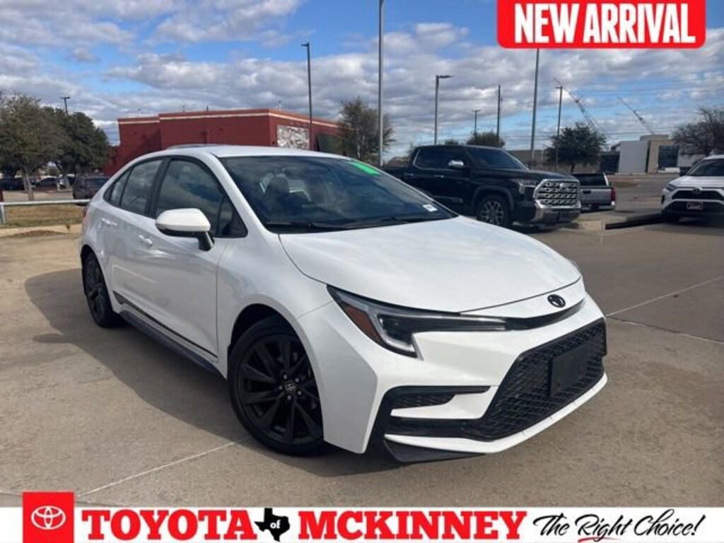 Used 2025 Toyota Corolla SE Sedan