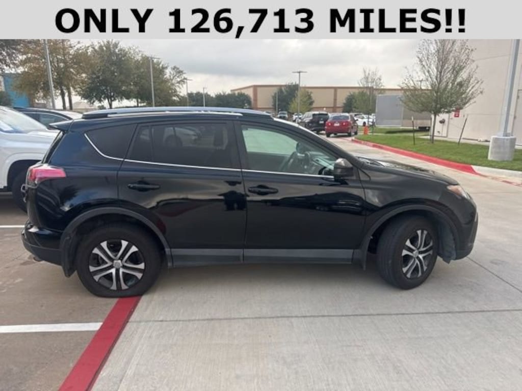 Used 2017 Toyota RAV4 LE SUV
