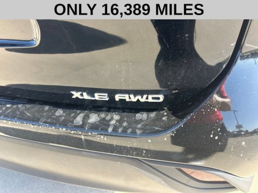 Used 2026 Toyota Highlander XLE SUV