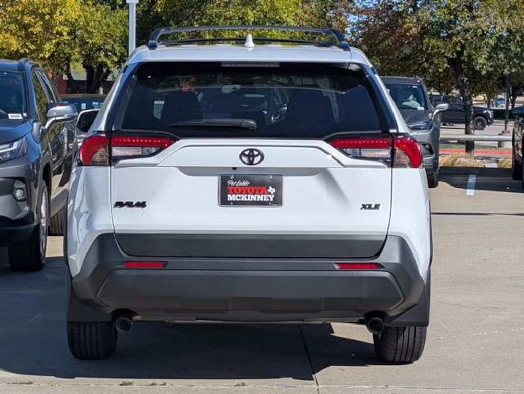 New 2025 Toyota RAV4 XLE SUV