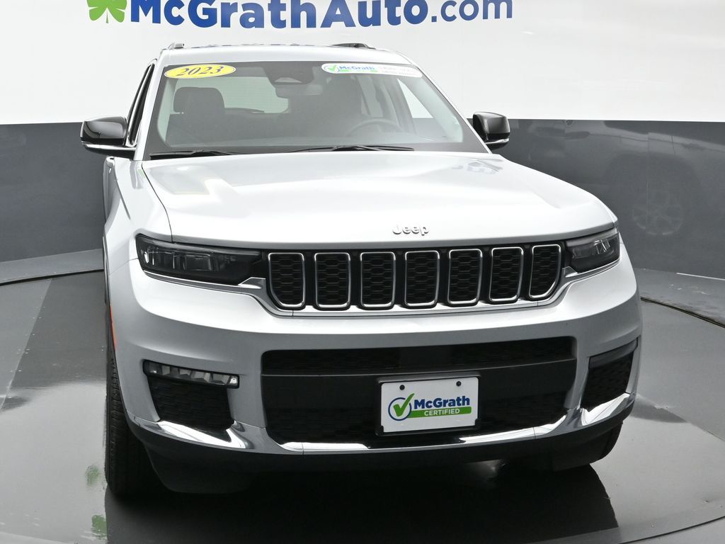 2023 Jeep Grand Cherokee Limited photo 2