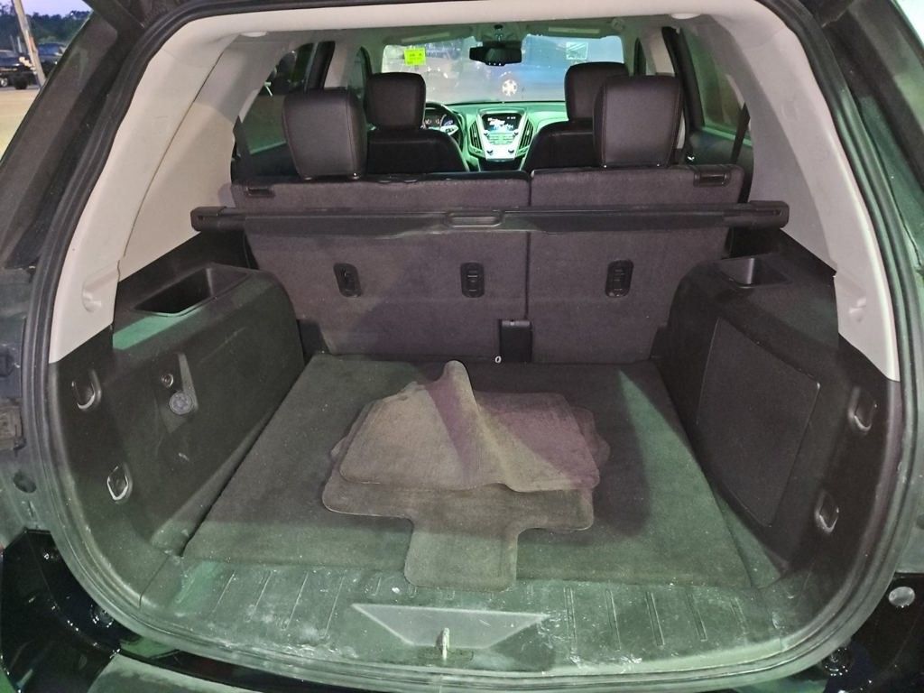 2016 Chevrolet Equinox LTZ photo 3