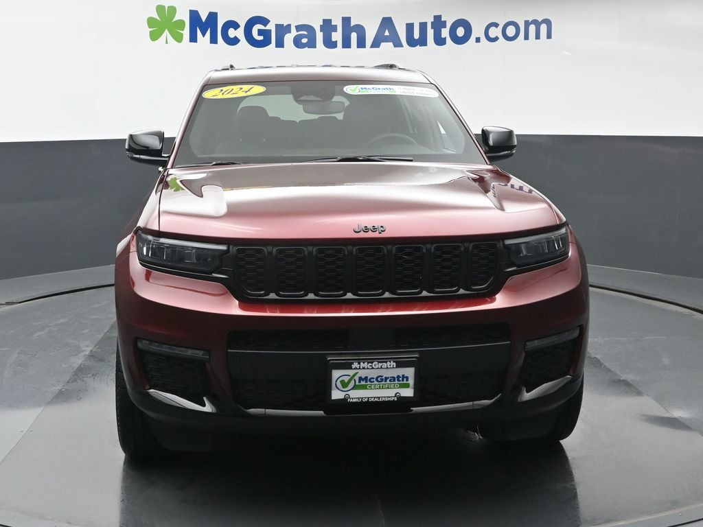 2024 Jeep Grand Cherokee Limited photo 3