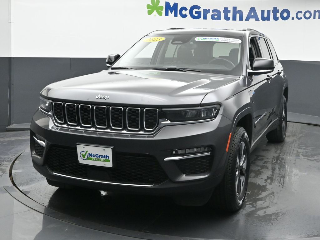 2023 Jeep Cherokee 4xe photo 4