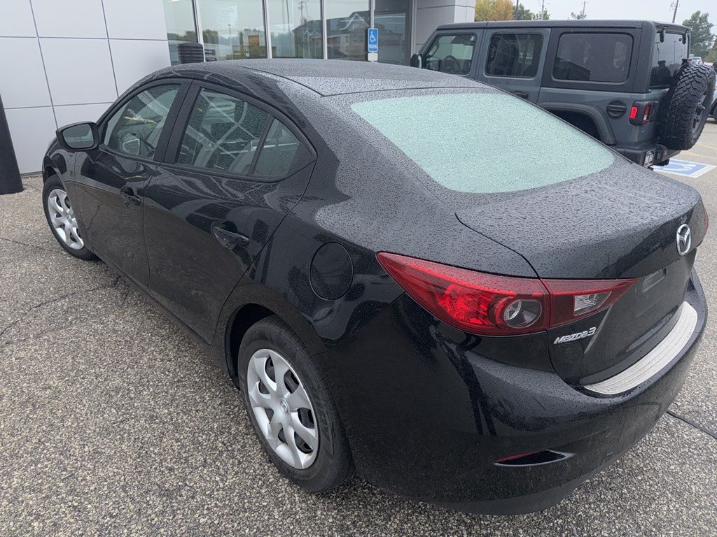 2018 Mazda Mazda3 Sport photo 4