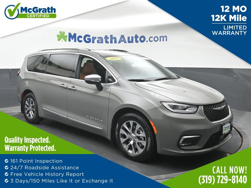 2025 Chrysler Pacifica PHEV