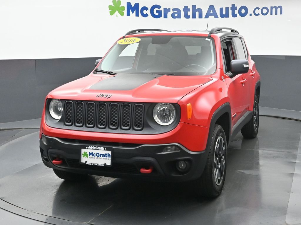 2016 Jeep Renegade Trailhawk photo 4