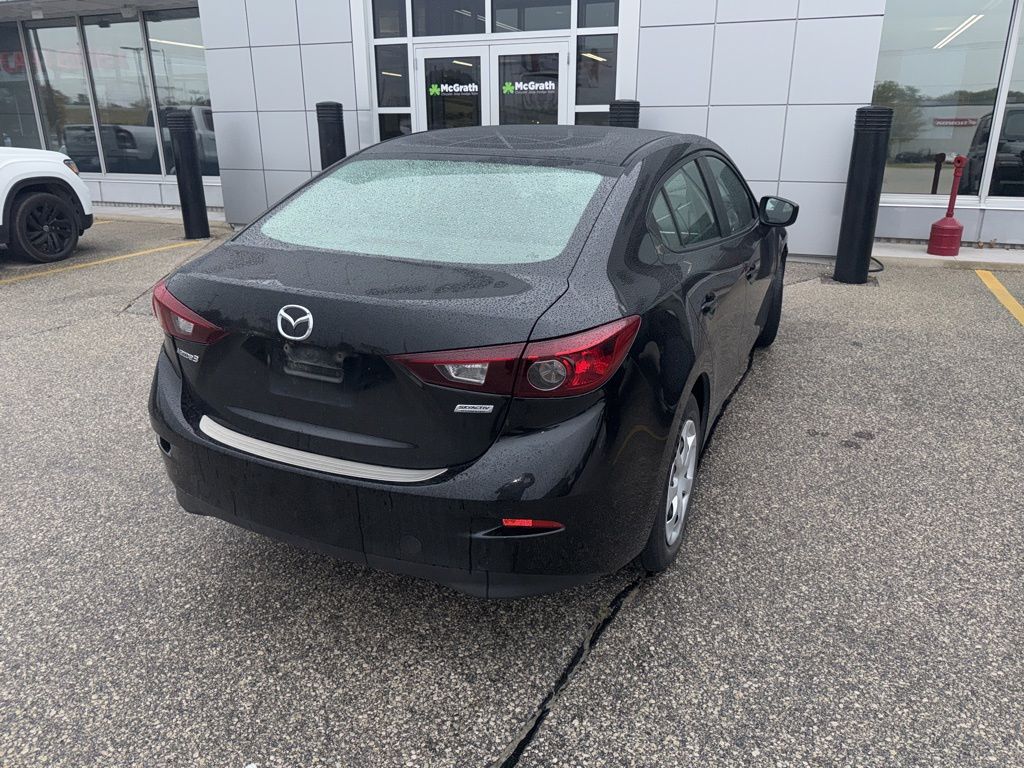 2018 Mazda Mazda3 Sport photo 3