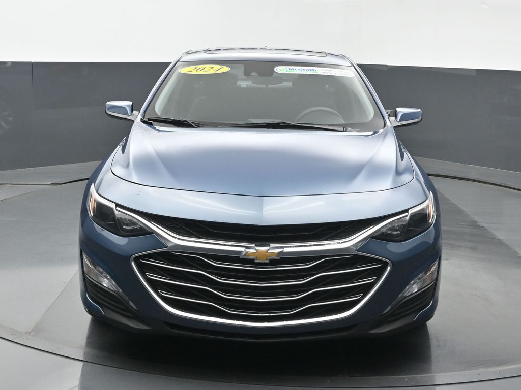 2024 Chevrolet Malibu 1LT photo 3