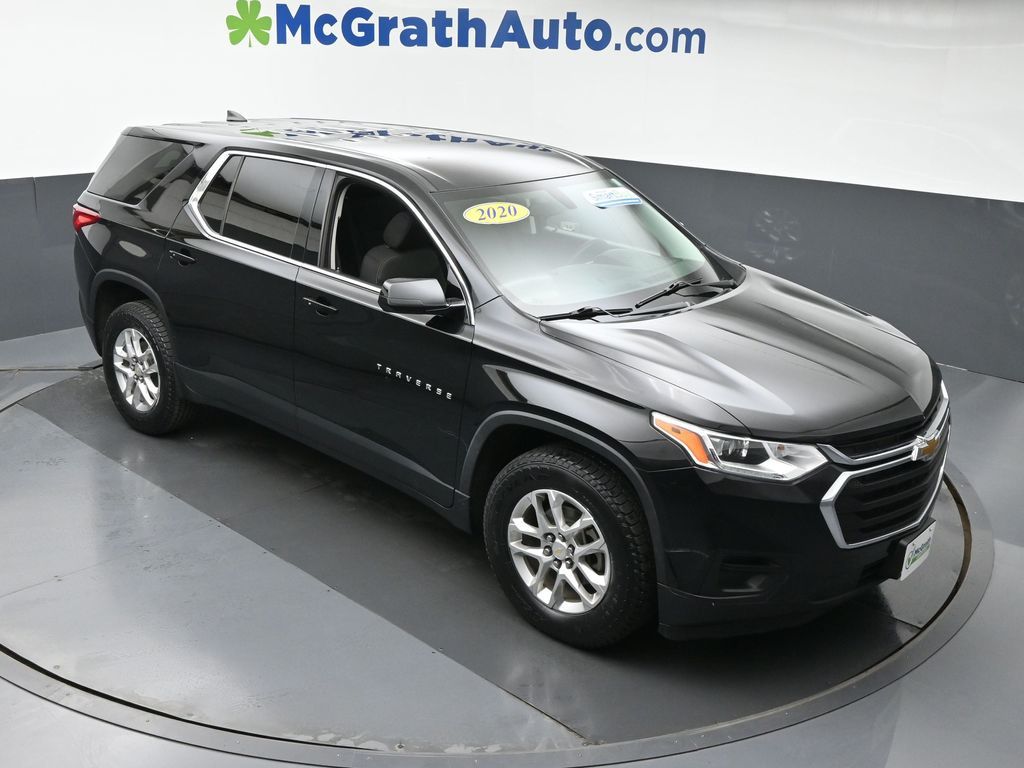2020 Chevrolet Traverse LS photo 2