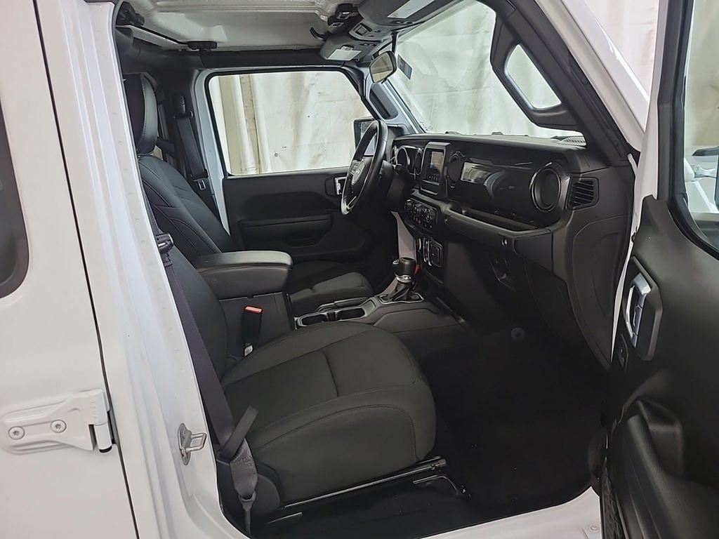 Certified 2022 Jeep Gladiator Sport Truck