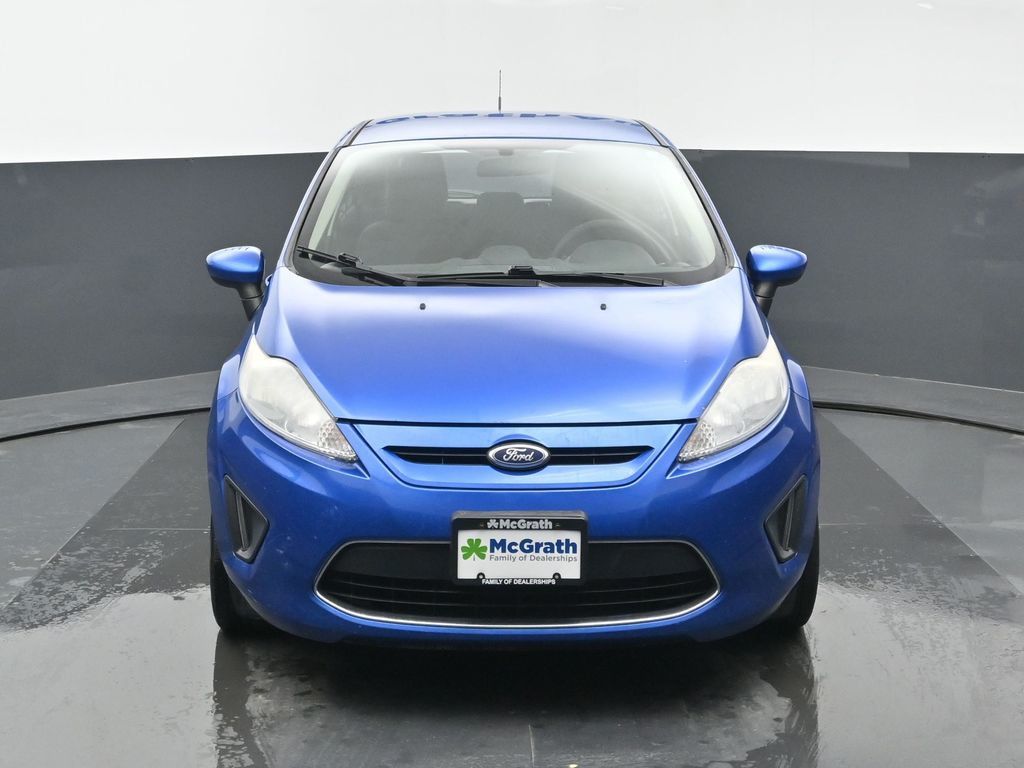 2011 Ford Fiesta SE photo 3