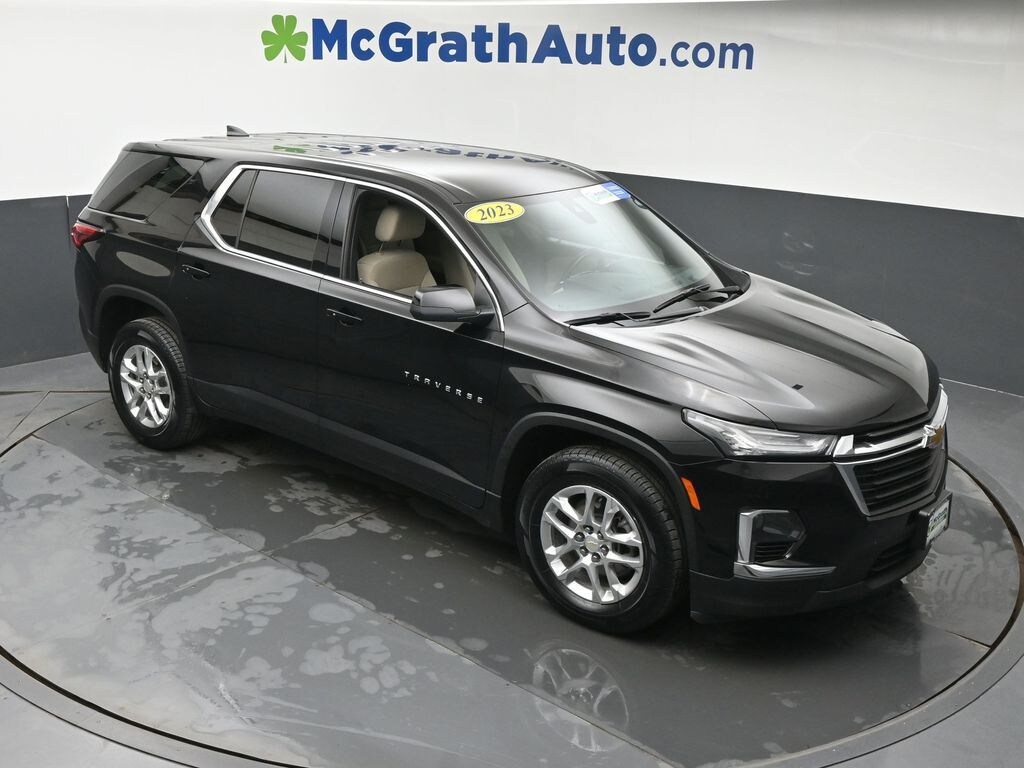 Certified 2023 Chevrolet Traverse LS SUV