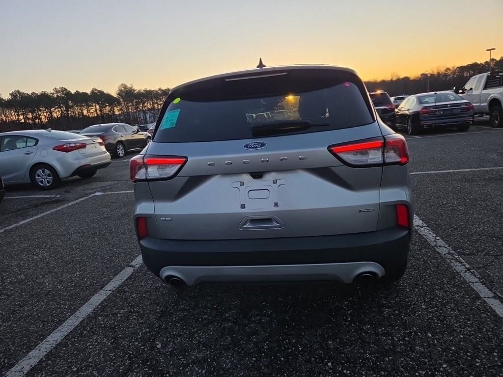 Certified 2021 Ford Escape Hybrid SE SUV
