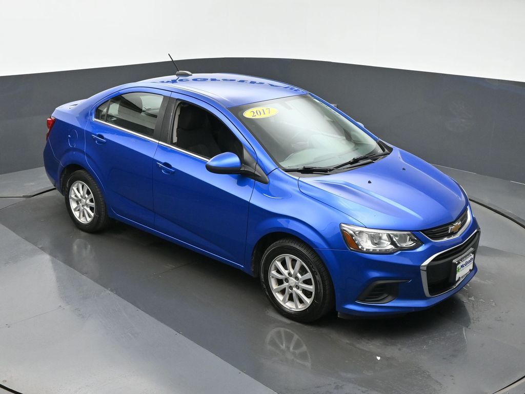 2017 Chevrolet Sonic LT photo 2
