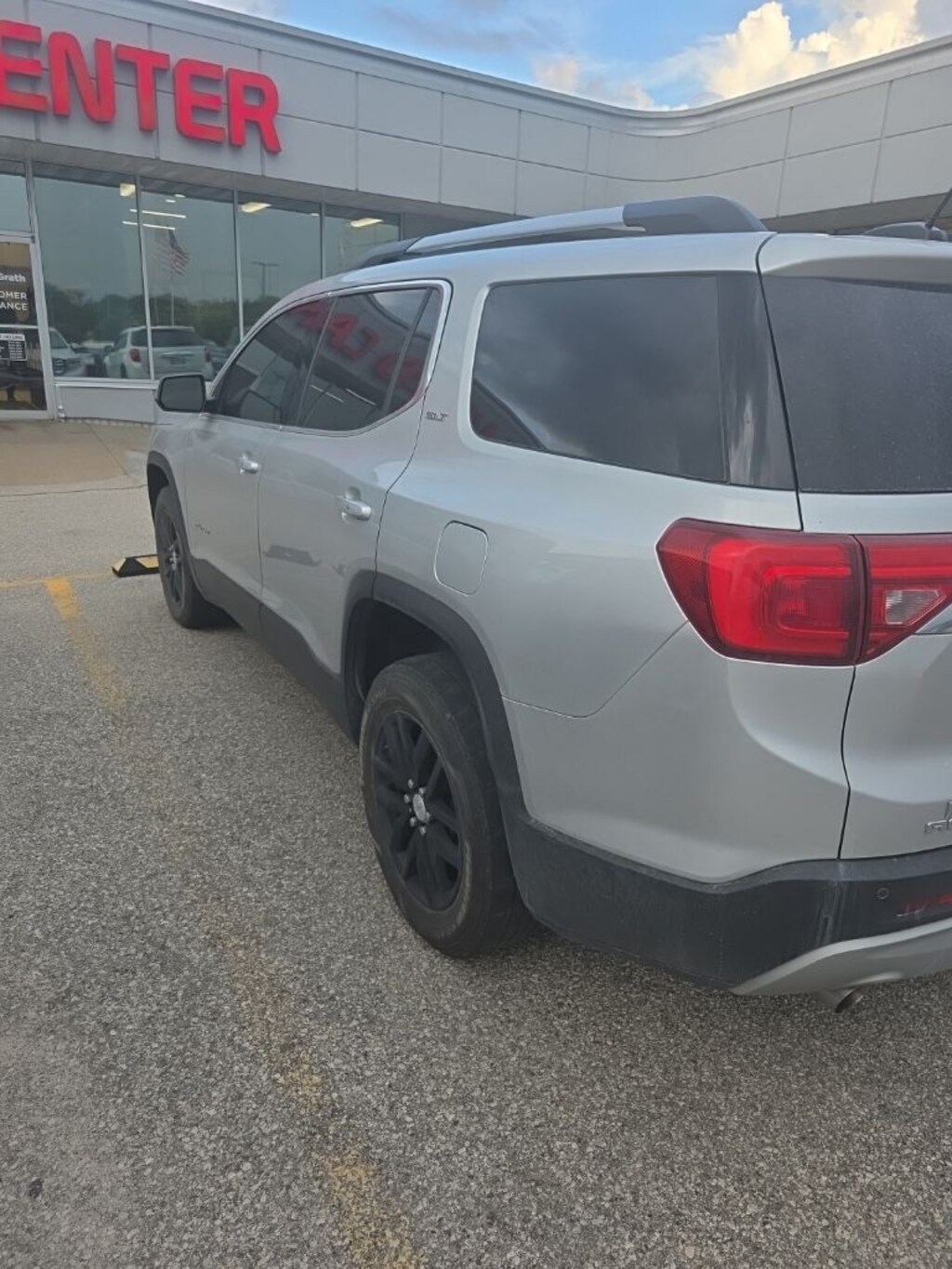 Used 2018 GMC Acadia SLT-1 SUV