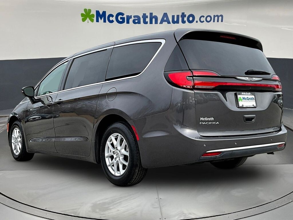 Certified 2023 Chrysler Pacifica Touring L Minivan/Van