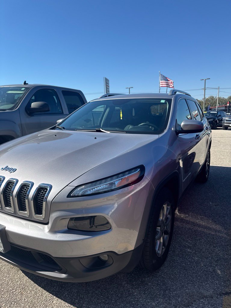 Certified 2018 Jeep Cherokee Latitude Plus SUV