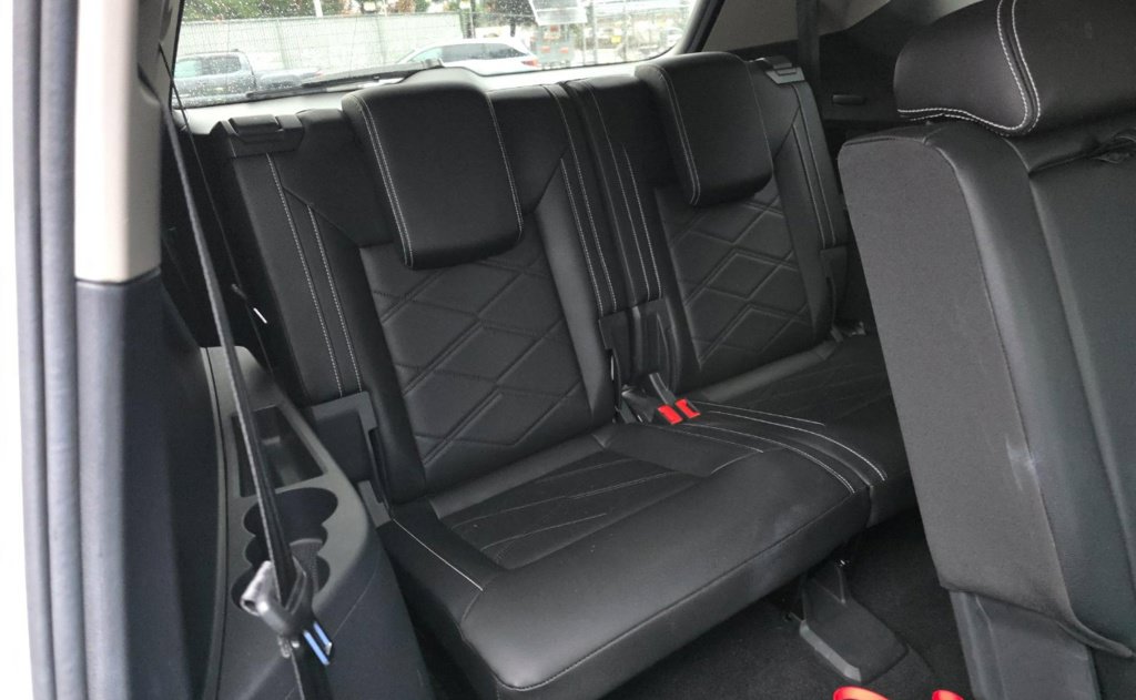 Certified 2026 Volkswagen Atlas SE w/Technology SUV