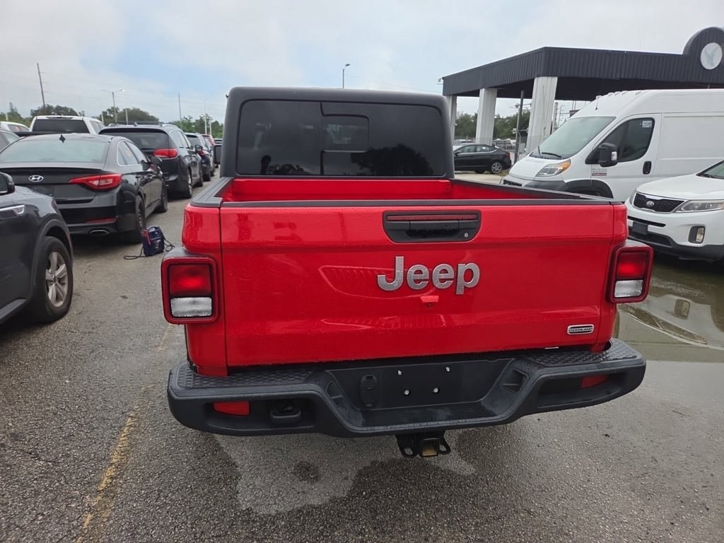 Certified 2021 Jeep Gladiator Overland Truck