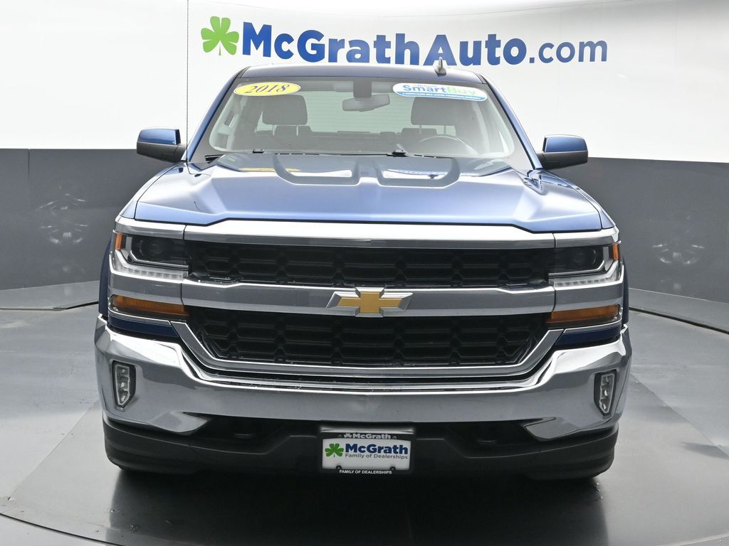 2018 Chevrolet Silverado 1500 LT photo 3
