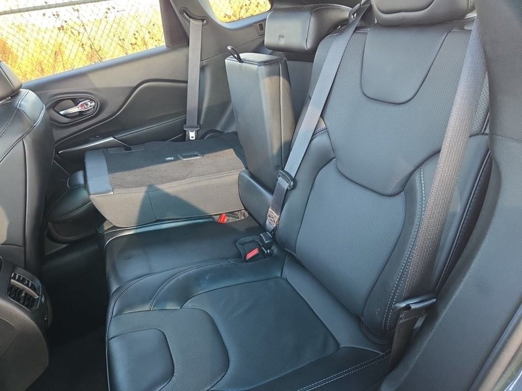 2022 Jeep Cherokee Limited photo 4