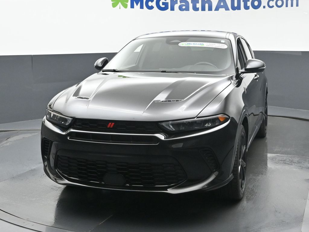 2024 Dodge Hornet R/T photo 2