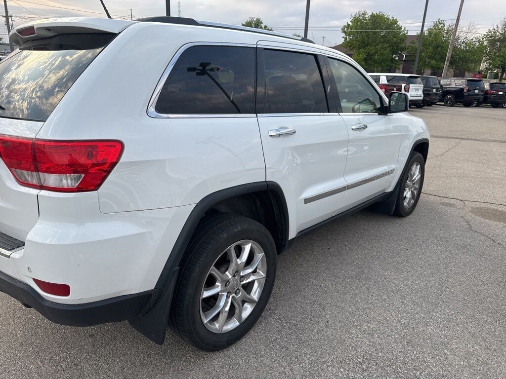 Used 2013 Jeep Grand Cherokee Overland SUV